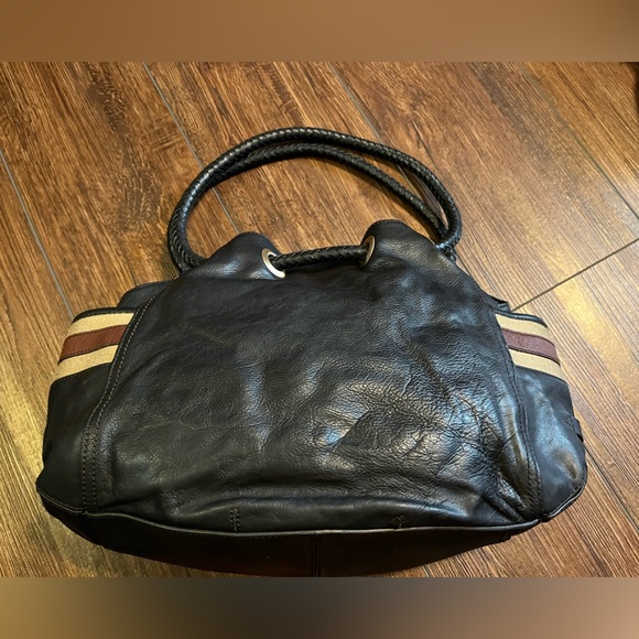 Cole Haan black chestnut spectator saddle unit leather bag. With original tag. - Picture 2 of 15